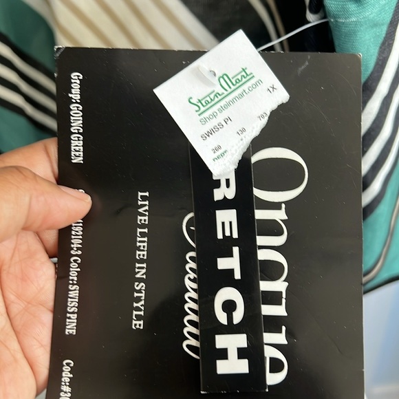 NWT - Onque Casual Women’s striped top - Size 1x - - Picture 5 of 7